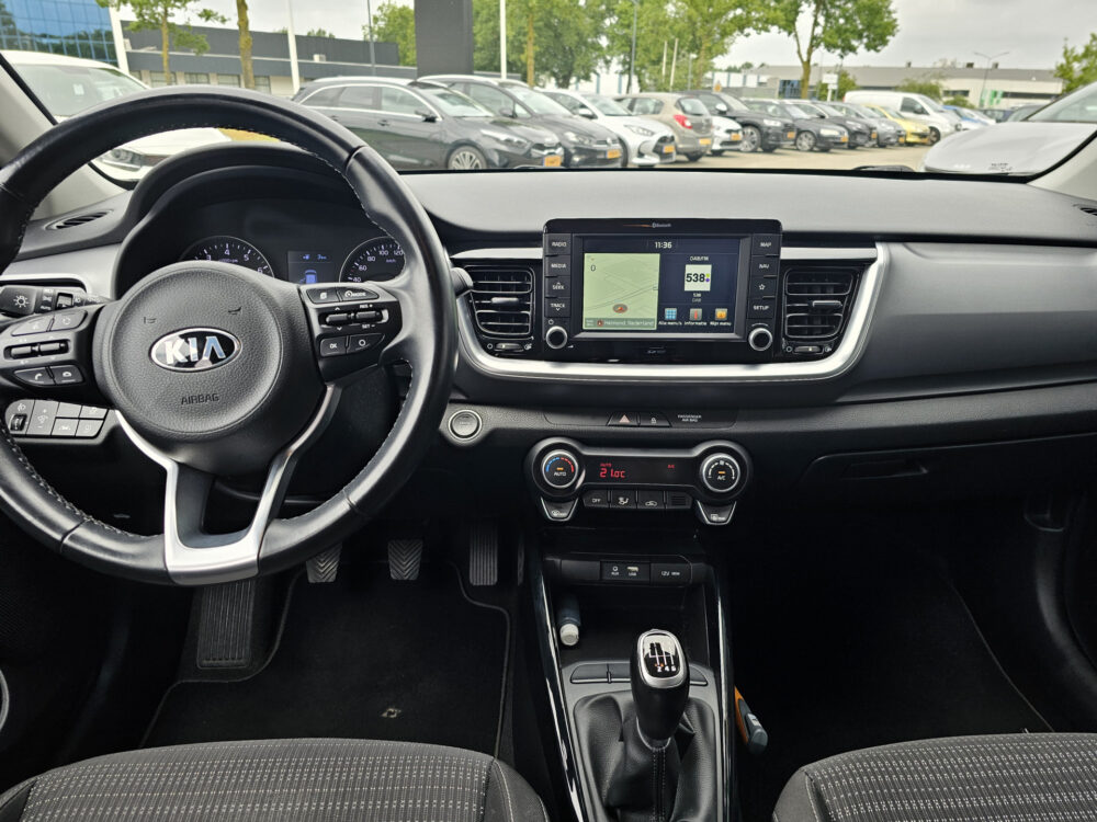 Kia Stonic 1.0 T-GDi DynamicLine 11