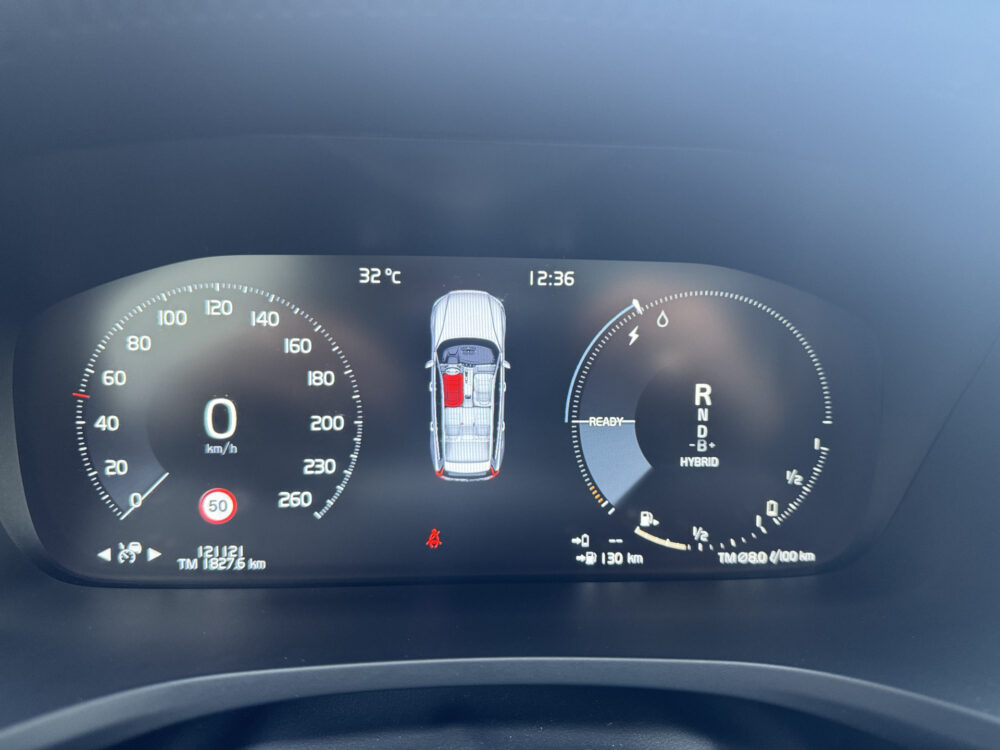 Volvo V60 2.0 T6 Twin Engine AWD R-Design 18