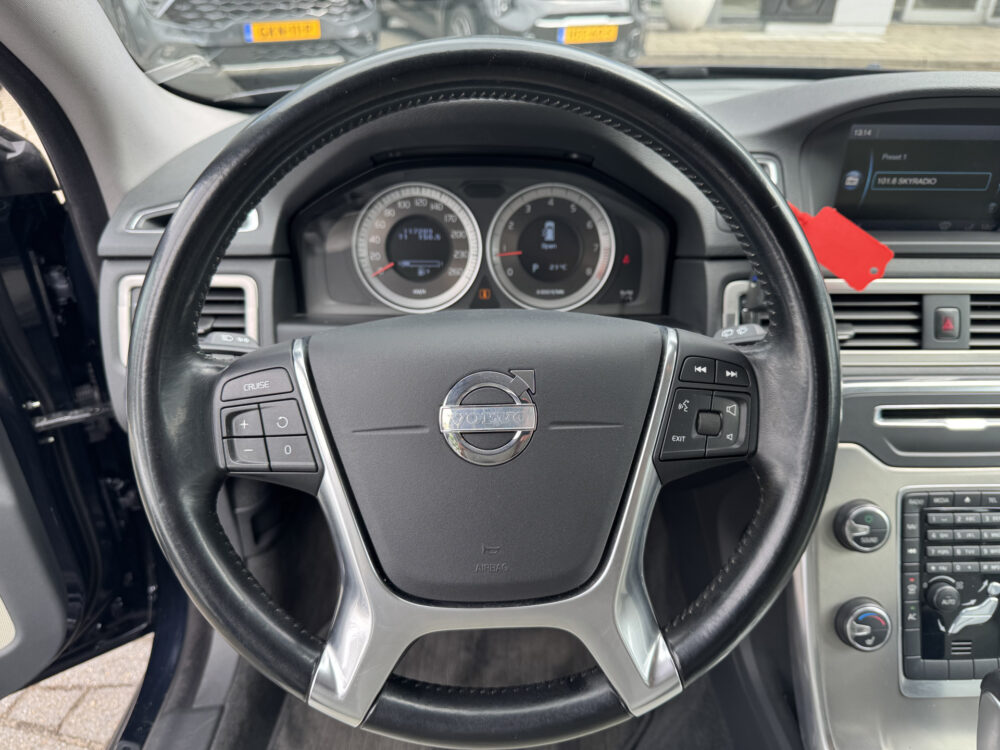 Volvo V70 1.6 T4 Momentum 11