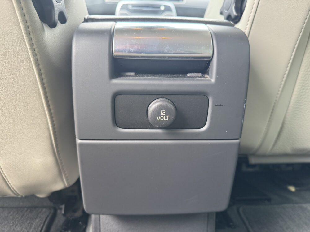 Volvo V70 1.6 T4 Momentum 30
