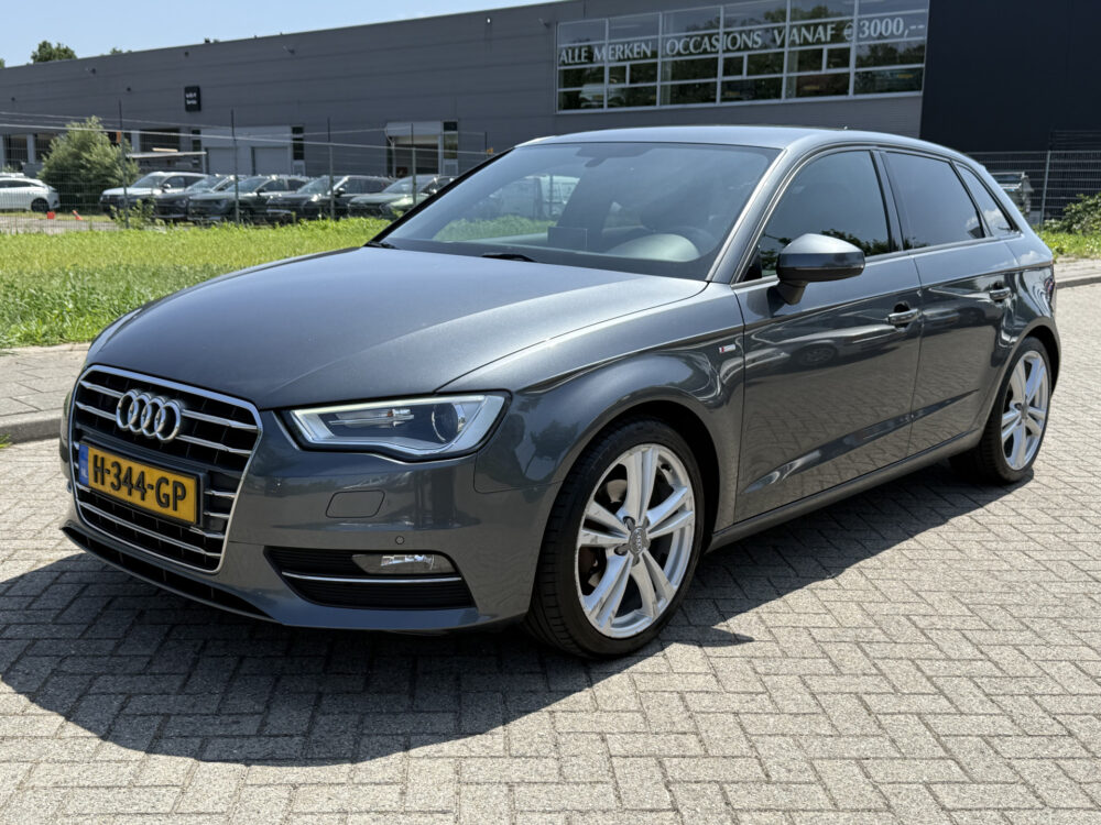 Audi A3 Sportback 1.4 TFSI Ambiente Pro Line plus 1