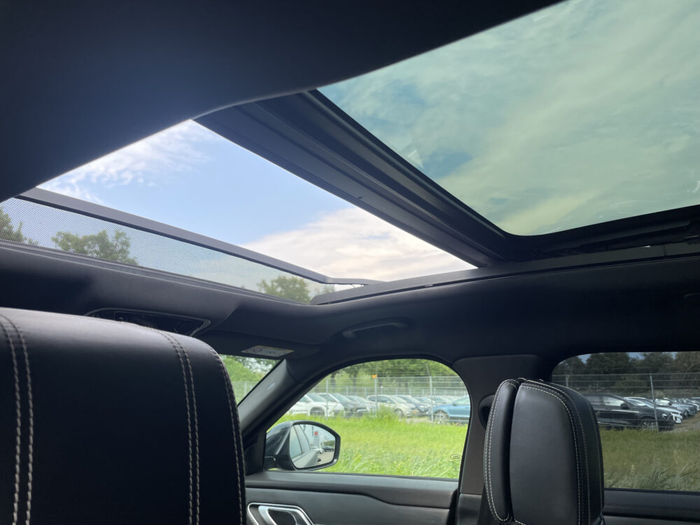 Land Rover Range Rover Velar 3.0 V6 AWD R-Dynamic HSE 13