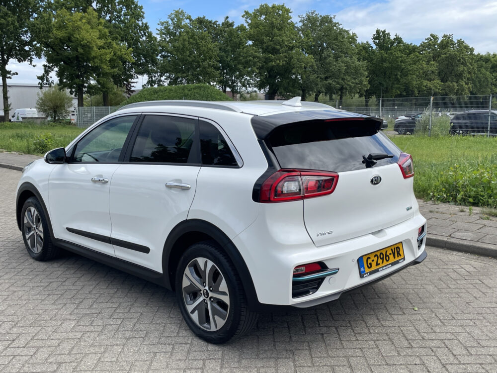 Kia e-Niro ExecutiveLine 64 kWh 5
