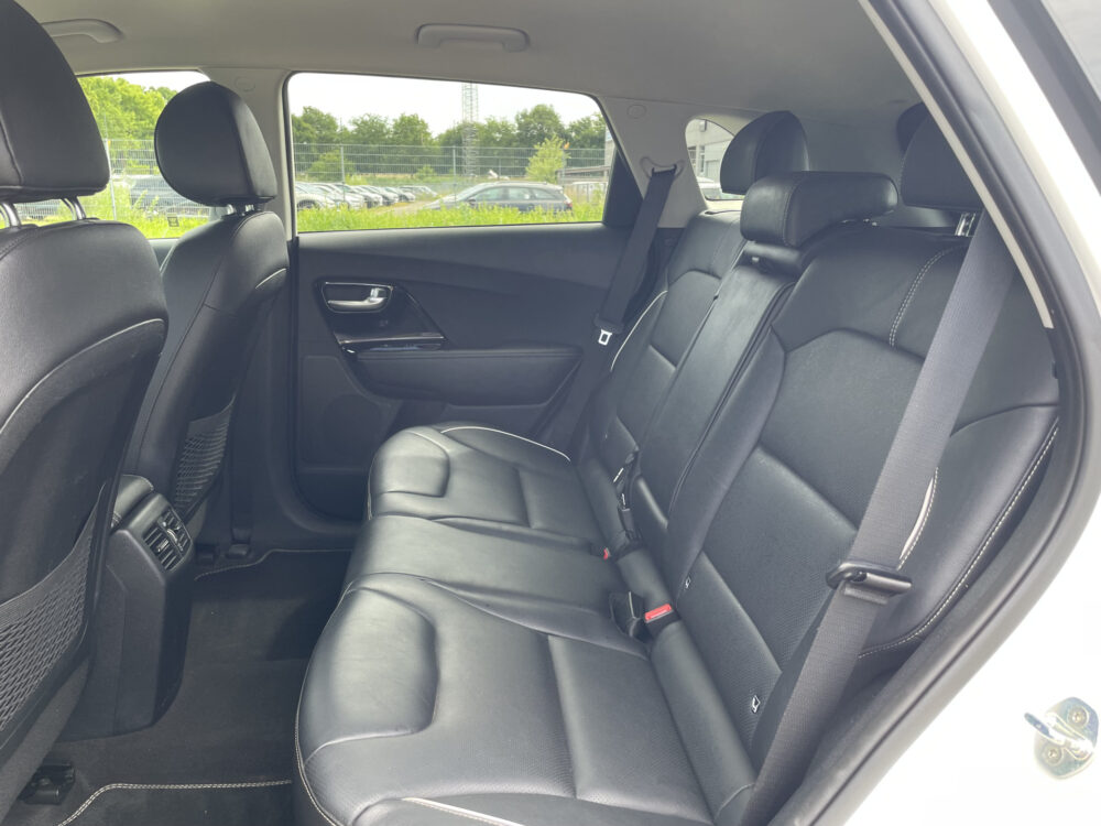 Kia e-Niro ExecutiveLine 64 kWh 9