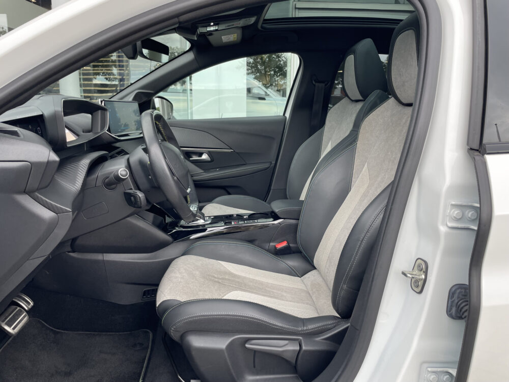 Peugeot e-208 EV GT 350 50 kWh 16