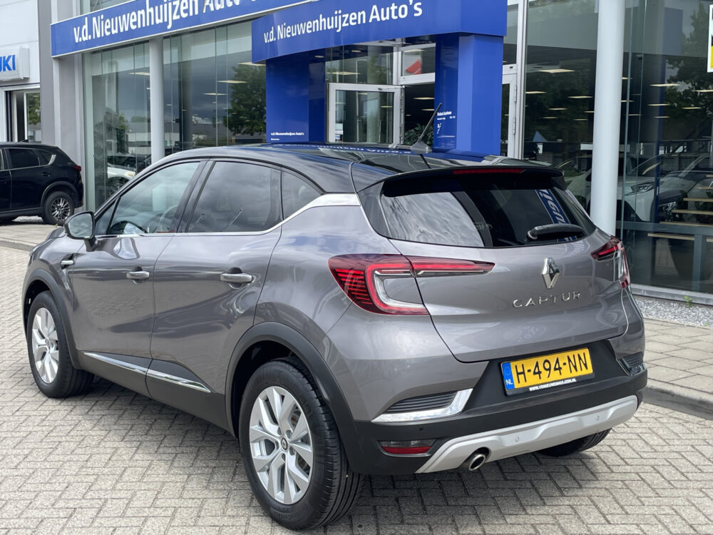 Renault Captur 1.0 TCe 100 Intens 6