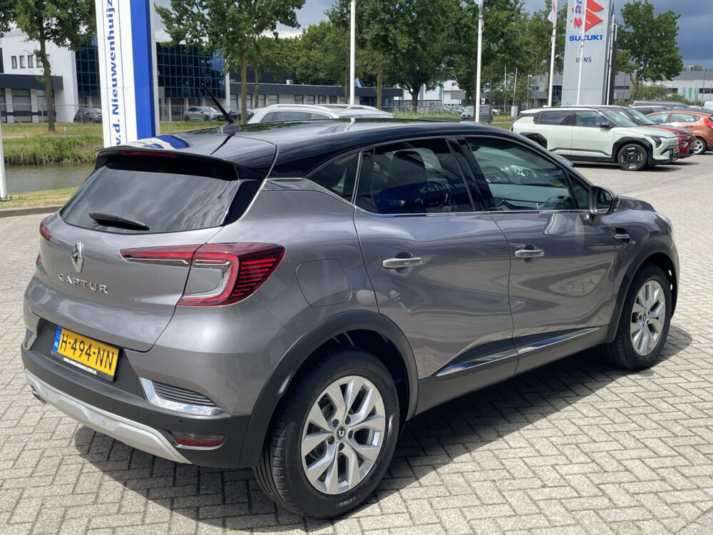 Renault Captur 1.0 TCe 100 Intens 8
