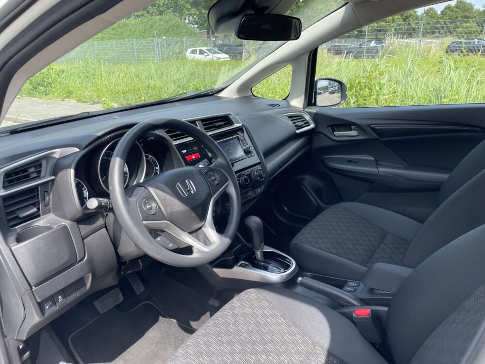 Honda Jazz 1.3 i-VTEC Trend 12