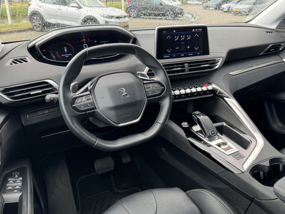 Peugeot 5008 1.2 PureTech Blue Lease Premium Automaat 12