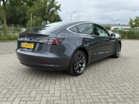 Tesla Model 3 Standard RWD Plus 60 kWh | €1000 inruilpremie ! | 17