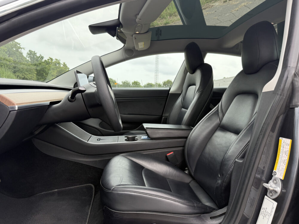 Tesla Model 3 Standard RWD Plus 60 kWh | €1000 inruilpremie ! | 6