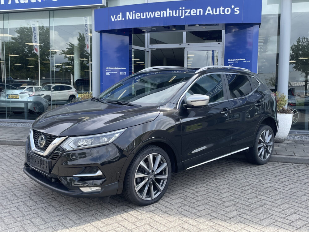 Nissan QASHQAI 1.3 DIG-T Tekna + Automaat 1