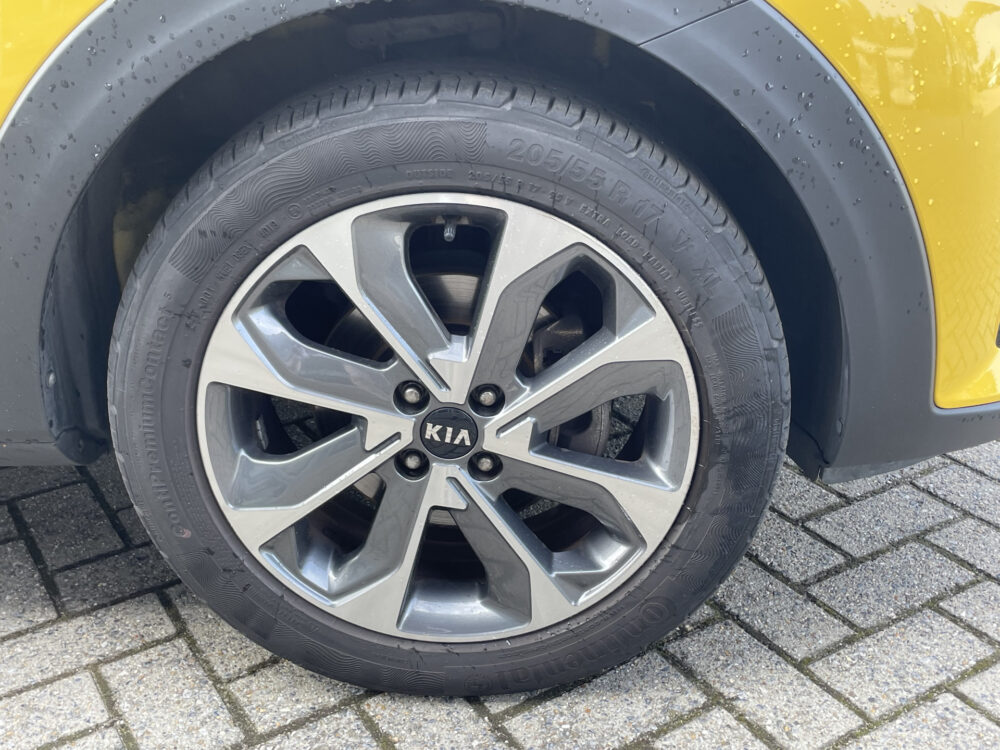 Kia Stonic 1.0 T-GDi Sports Edition 4