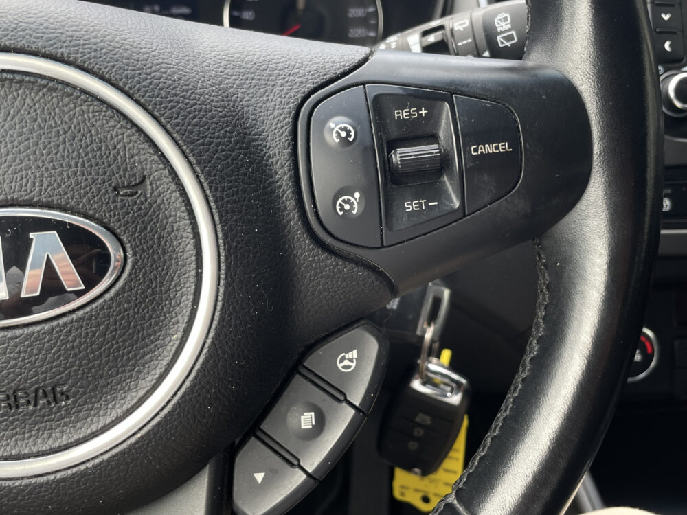 Kia Carens 1.6 GDi ComfortLine // 7 Zitter // Trekhaak // Camera // Navi. 20