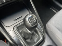 Kia Carens 1.6 GDi ComfortLine // 7 Zitter // Trekhaak // Camera // Navi. 37