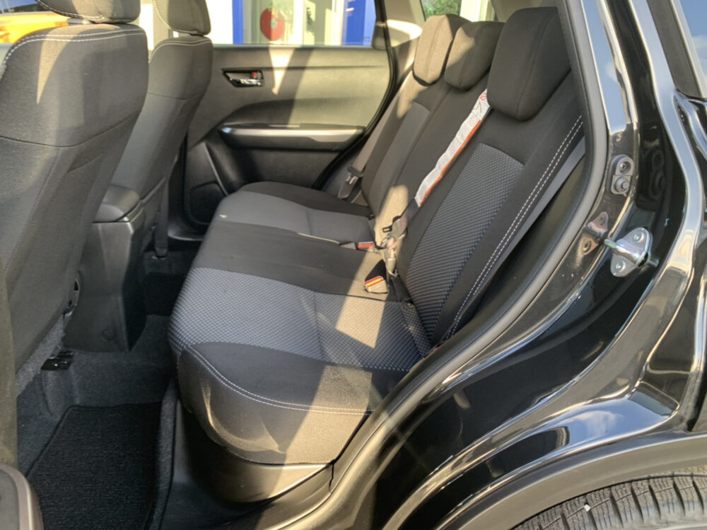 Suzuki Vitara 1.5 Hybrid Select Automaat 13
