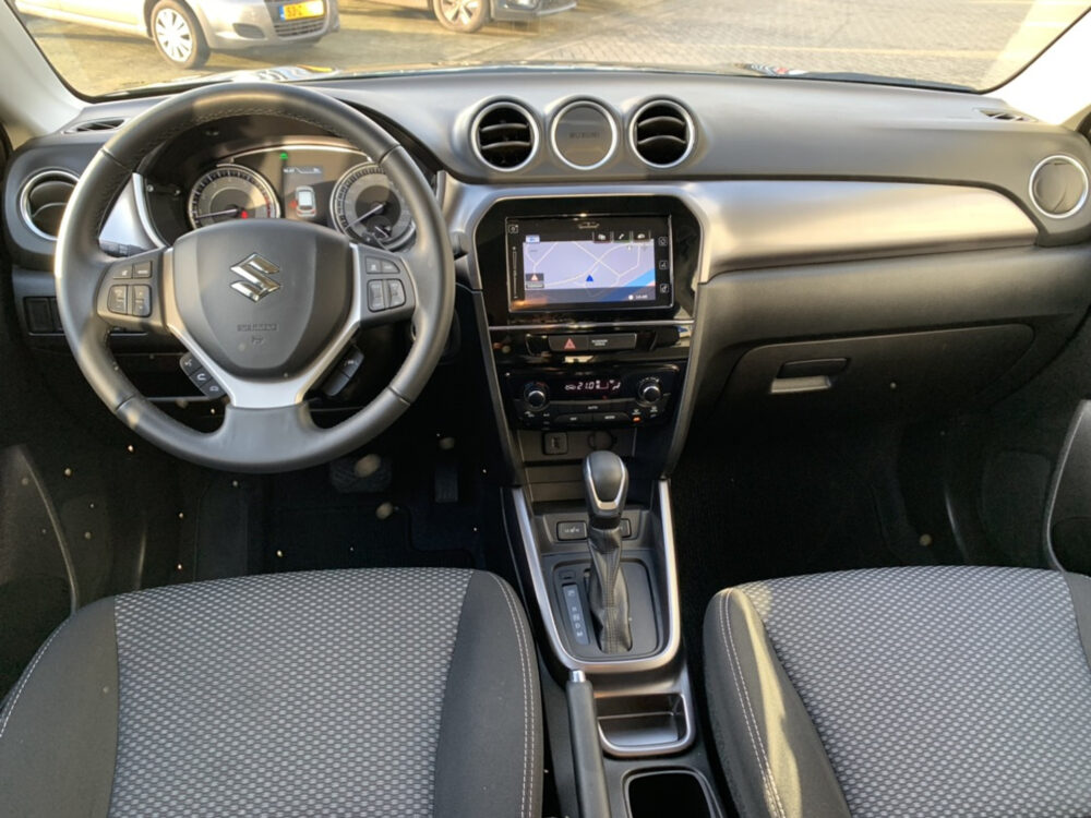 Suzuki Vitara 1.5 Hybrid Select Automaat 15