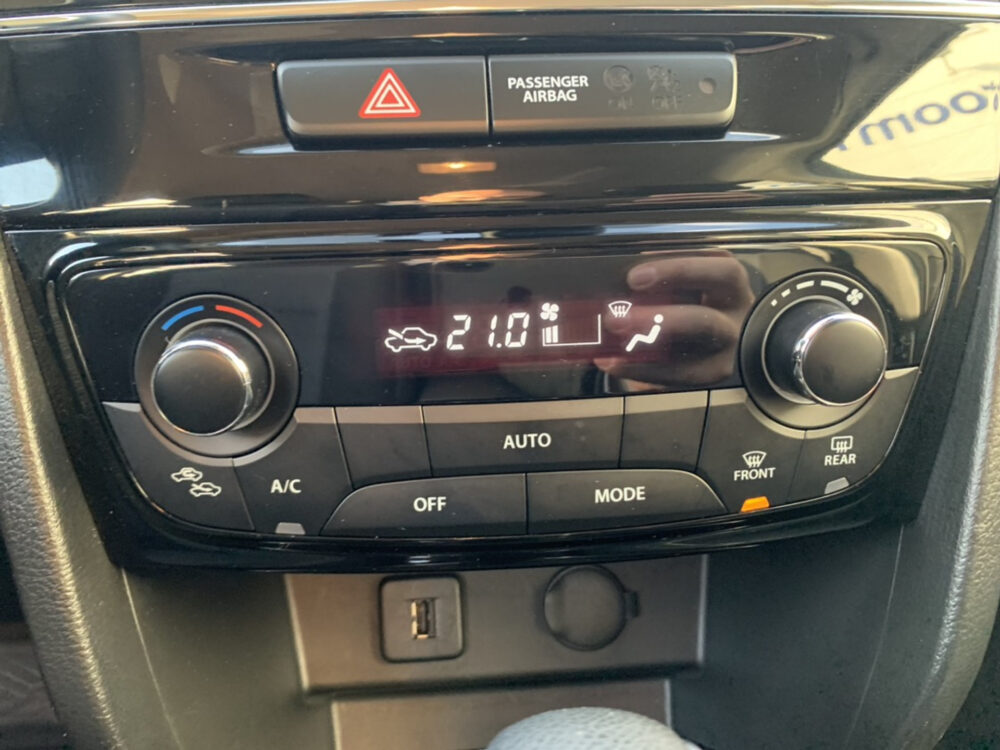 Suzuki Vitara 1.5 Hybrid Select Automaat 18