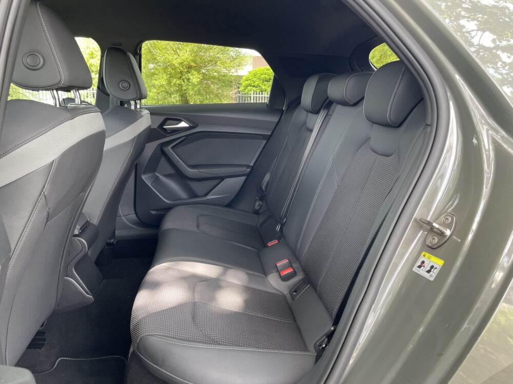 Audi A1 Sportback 40 TFSI Pro Line S 13