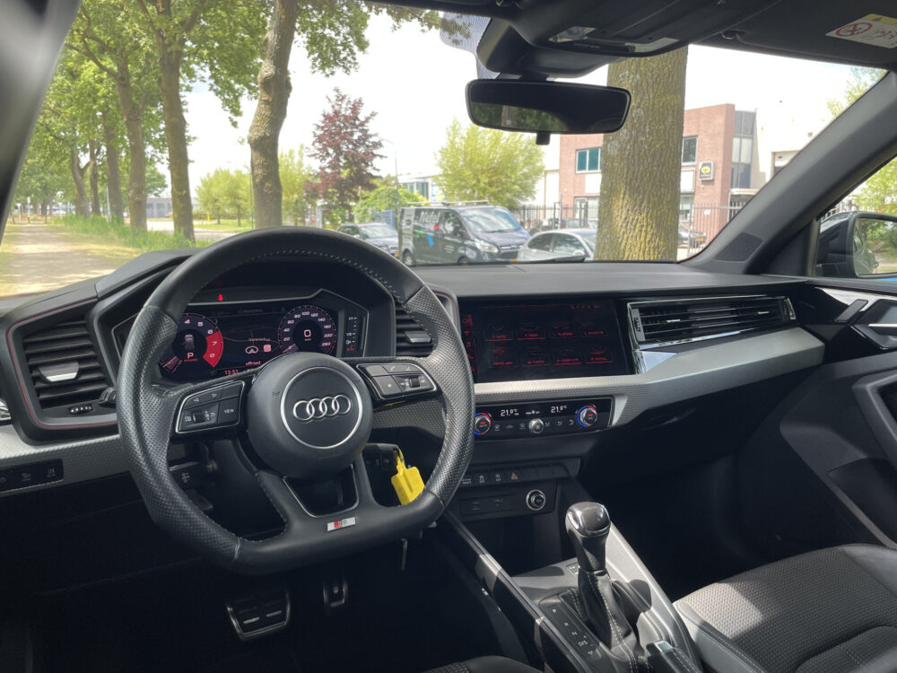 Audi A1 Sportback 40 TFSI Pro Line S 15