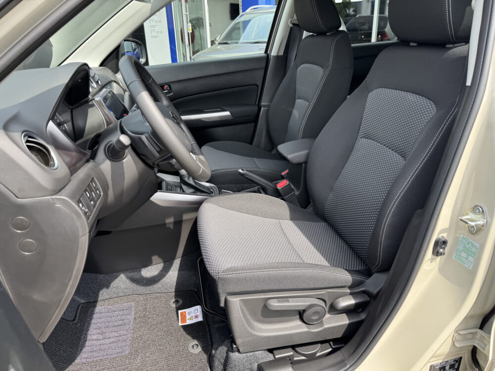 Suzuki Vitara 1.4 Boosterjet Select Hybrid 6