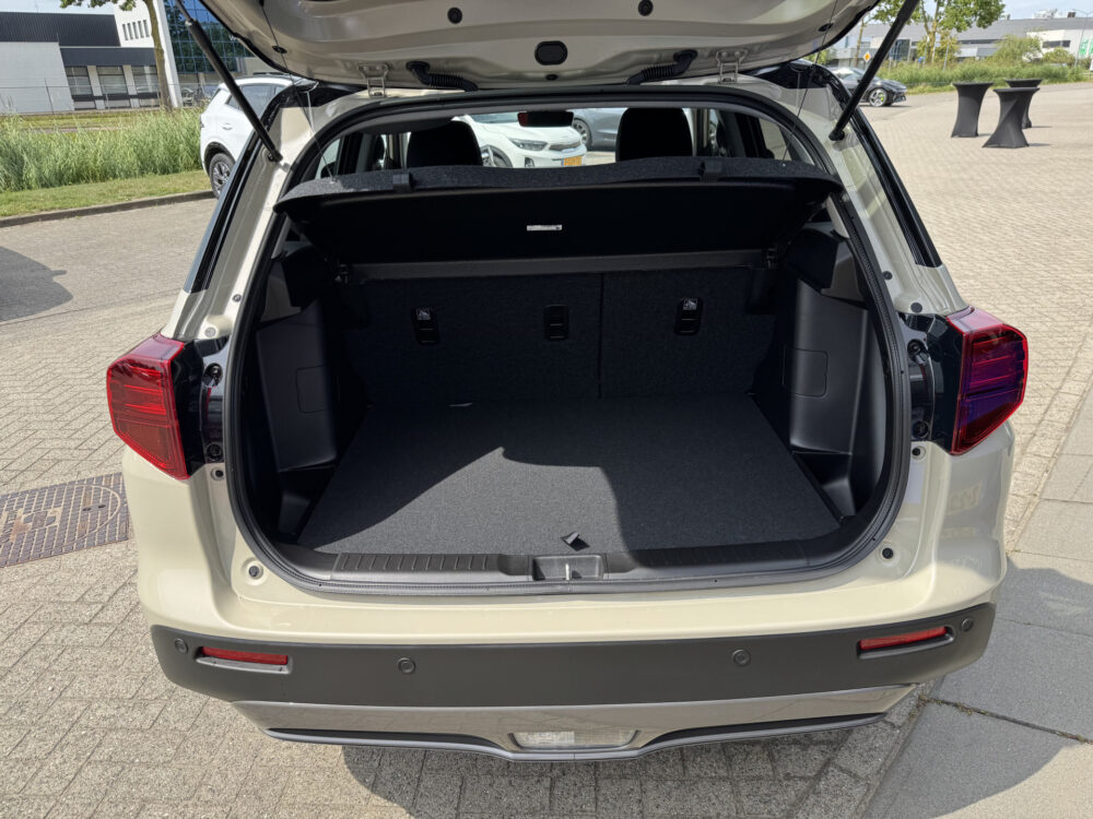 Suzuki Vitara 1.4 Boosterjet Select Hybrid 8