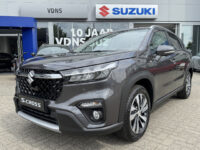 Suzuki S-Cross 1.4 Boosterjet Style Hybrid 36