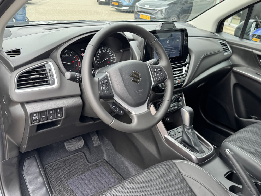 Suzuki S-Cross 1.4 Boosterjet Style Hybrid 6