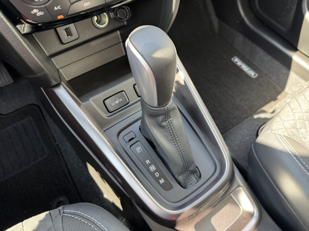 Suzuki Vitara 1.4 Boosterjet Style Hybrid 10