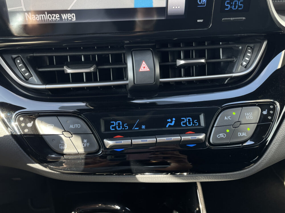 Toyota C-HR 1.8 Hybrid Style Ultimate 18