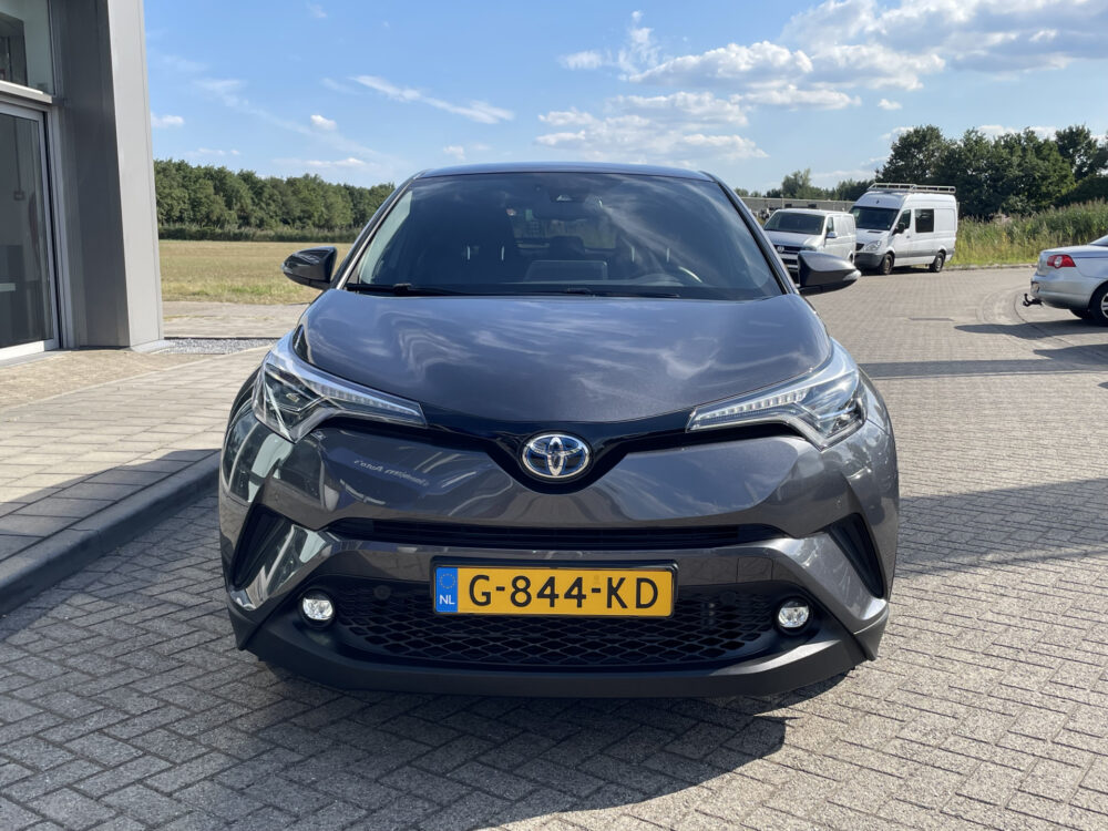 Toyota C-HR 1.8 Hybrid Style Ultimate 2