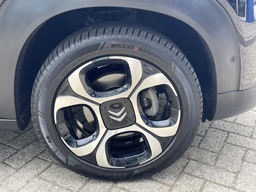Citroën C3 Aircross 1.2 PureTech S&S Shine 4