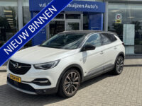 Opel Grandland X 1.6 Turbo Hybrid4 Ultimate 20