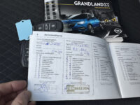 Opel Grandland X 1.6 Turbo Hybrid4 Ultimate 31