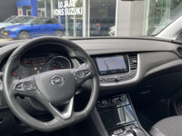 Opel Grandland X 1.6 Turbo Hybrid4 Ultimate 44