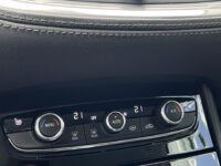 Opel Grandland X 1.6 Turbo Hybrid4 Ultimate 50