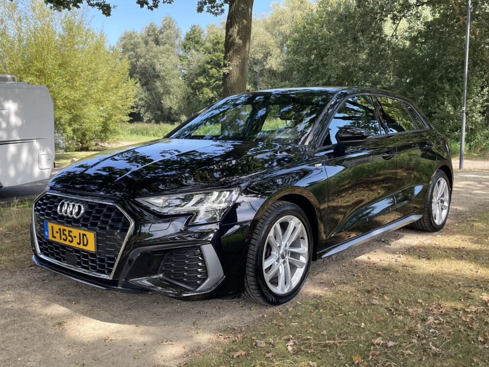 Audi A3 Sportback 35 TFSI S edition 1