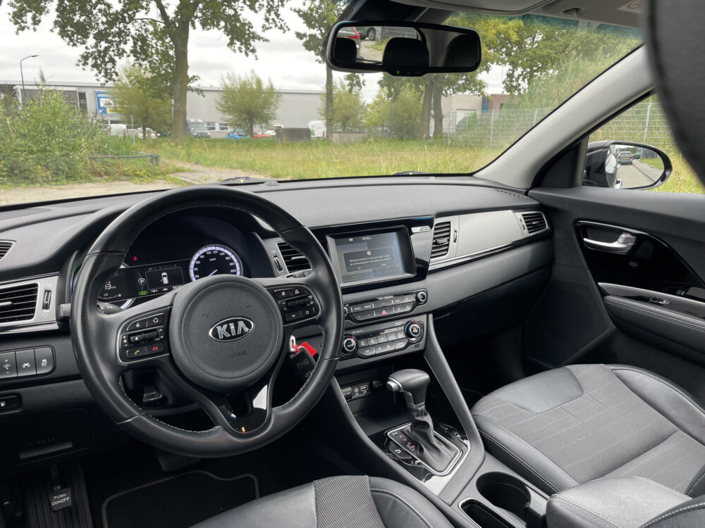 Kia Niro 1.6 GDi Hybrid DynamicLine 10