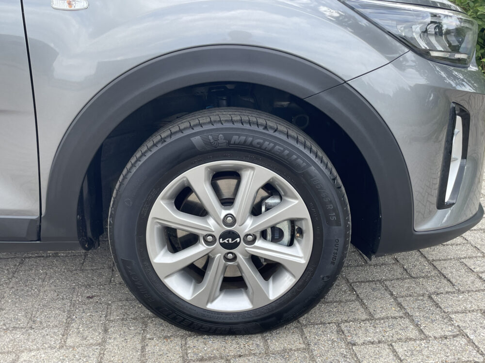 Kia Stonic 1.0 T-GDi MHEV DynamicLine 5