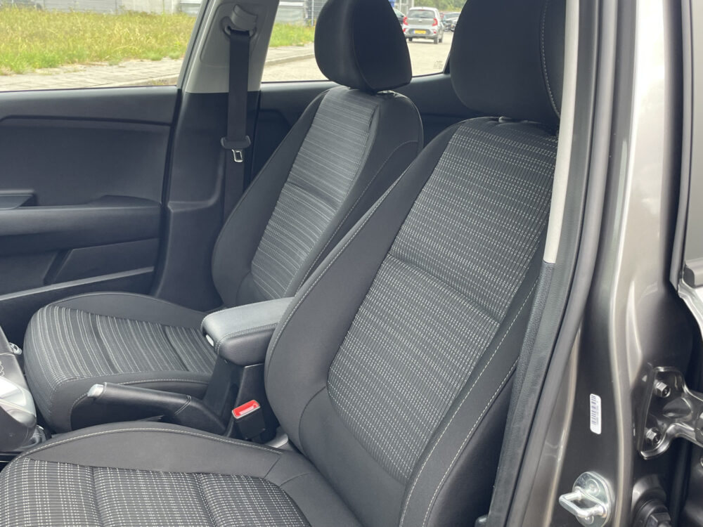Kia Stonic 1.0 T-GDi MHEV DynamicLine 9