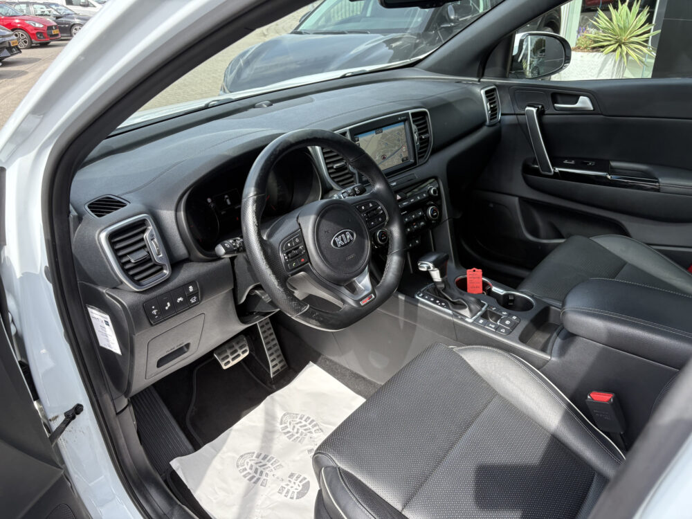 Kia Sportage 1.6 T-GDI 4WD GT-Line PlusLine 8