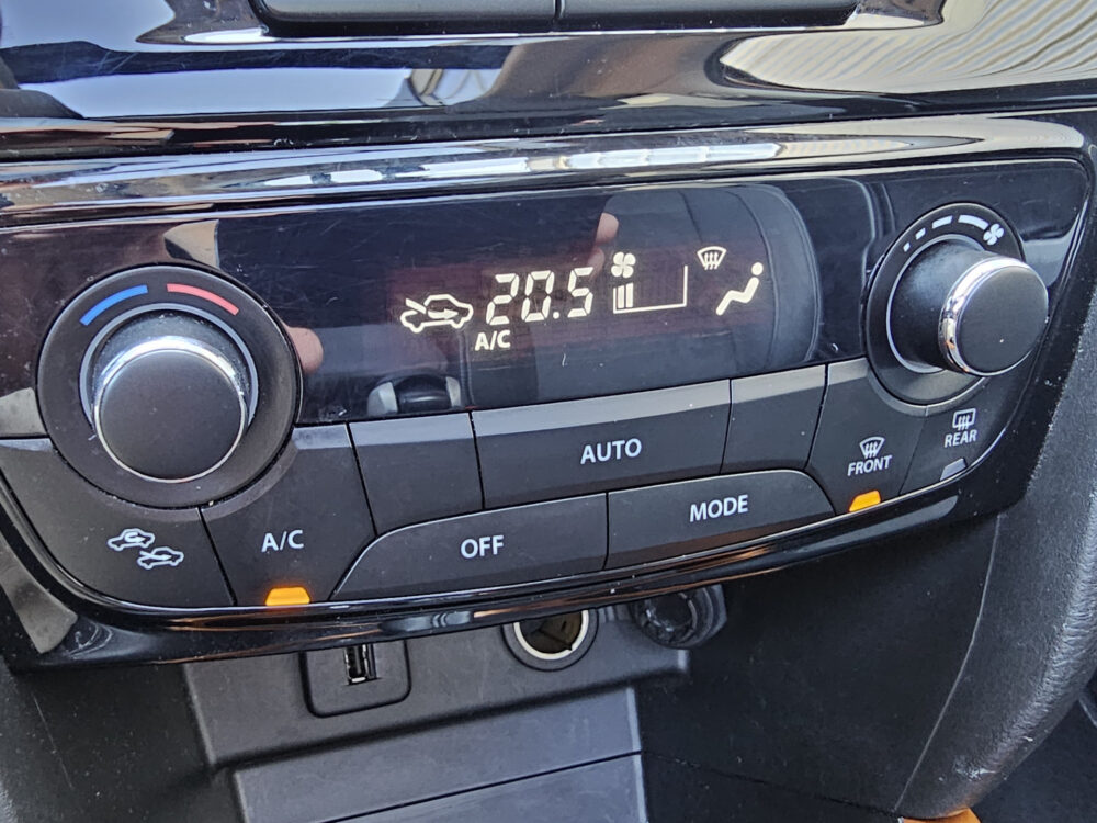 Suzuki Vitara 1.6 High Executive Automaat 24