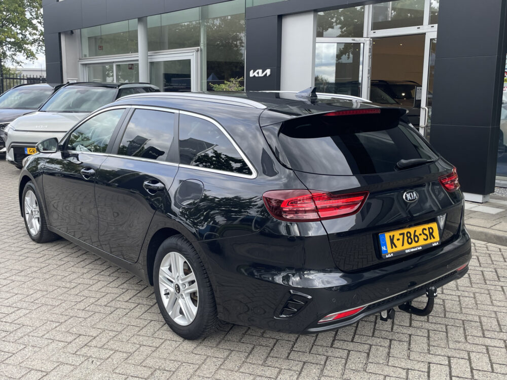 Kia Ceed Sportswagon 1.5 T-GDi DynamicPlusLine 6