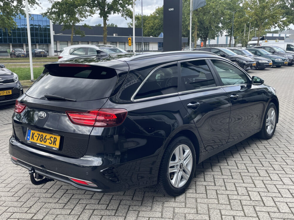 Kia Ceed Sportswagon 1.5 T-GDi DynamicPlusLine 8