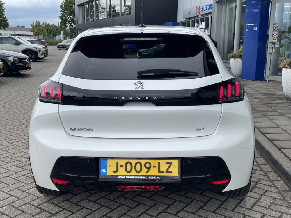 Peugeot e-208 EV GT 350 50 kWh 7