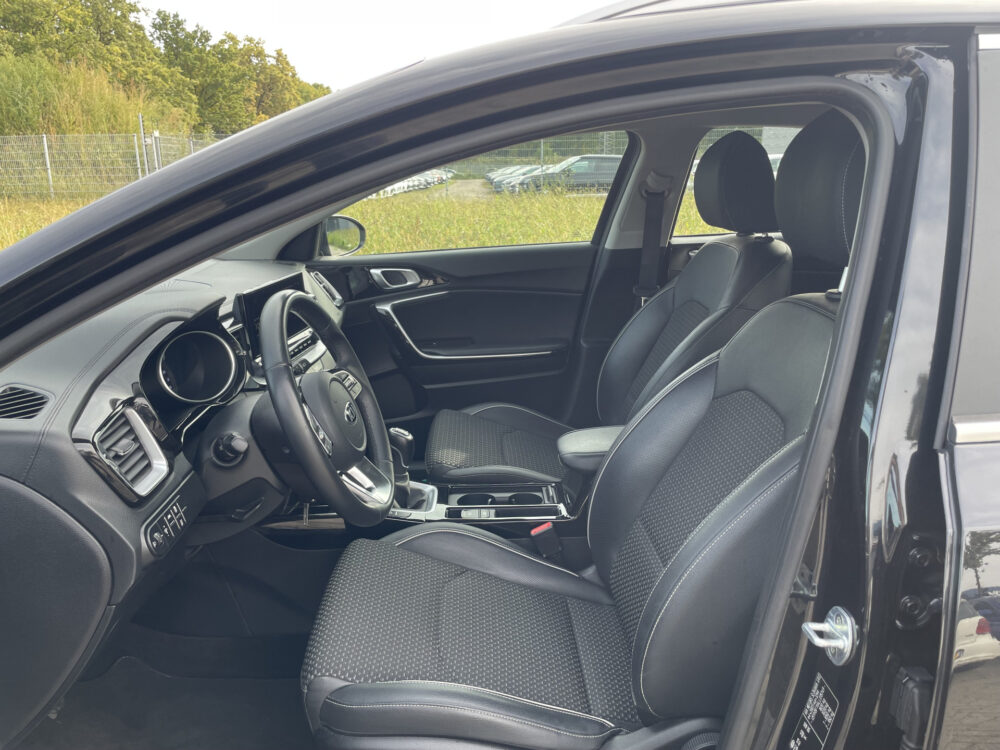 Kia Xceed 1.0 T-GDi DynamicLine 11