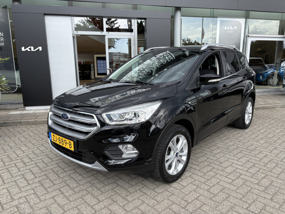 Ford Kuga 1.5 EcoBoost Titanium 1