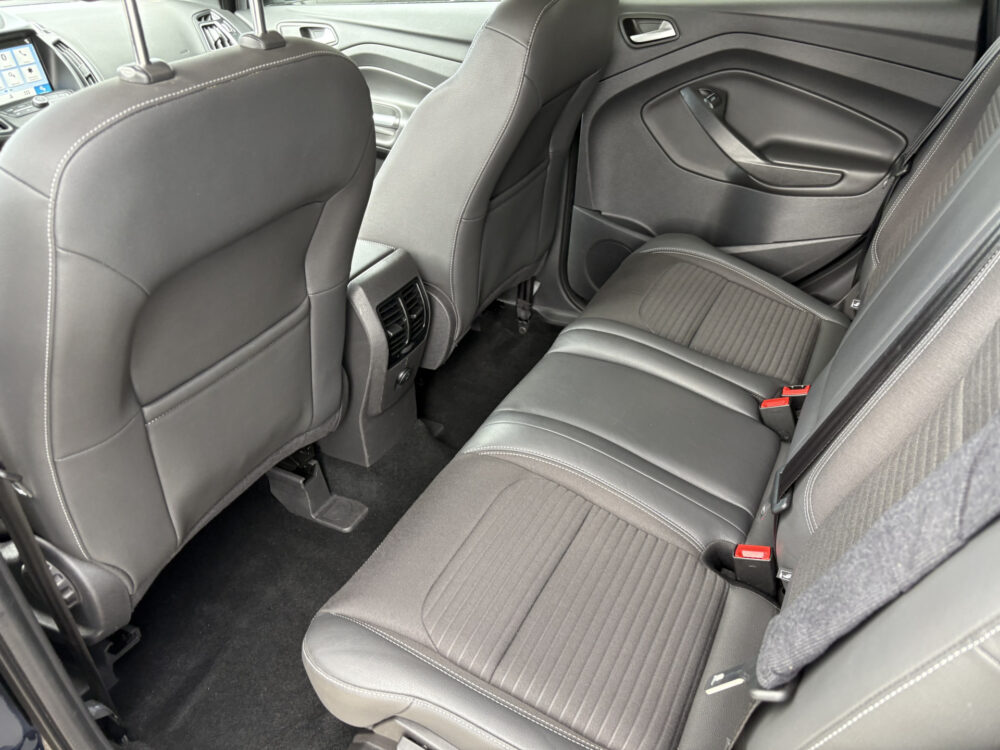Ford Kuga 1.5 EcoBoost Titanium 8