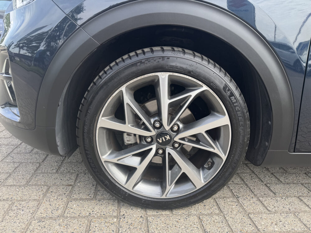 Kia Niro 1.6 GDi Hybrid DynamicPlusLine 13