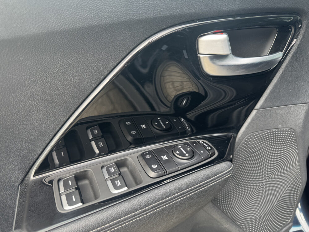 Kia Niro 1.6 GDi Hybrid DynamicPlusLine 15